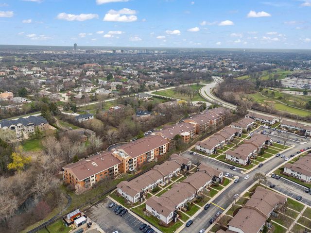 3525 S Cass Court 418, Oak Brook, IL 60523