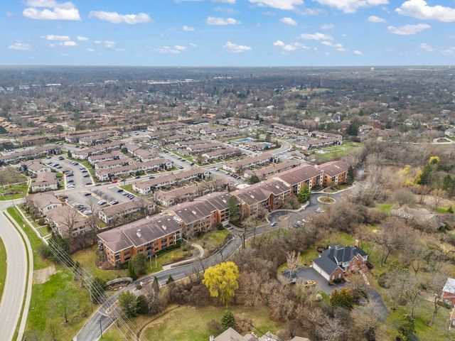 3525 S Cass Court 418, Oak Brook, IL 60523