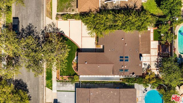 1180 Coronet Avenue, Pasadena, CA 91107
