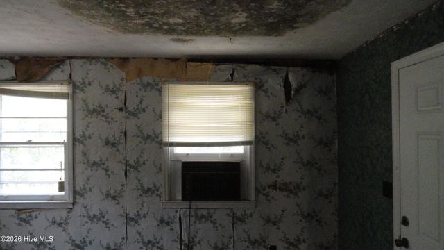 210-214 Railroad Street, Havelock, NC 28532