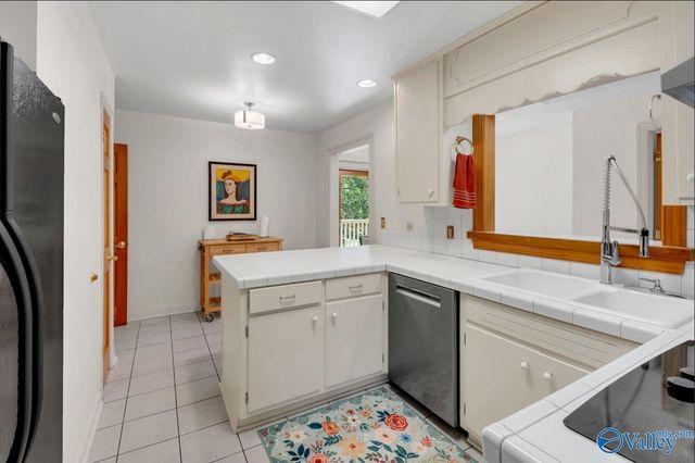 2801 Barcody Road, Huntsville, AL 35801