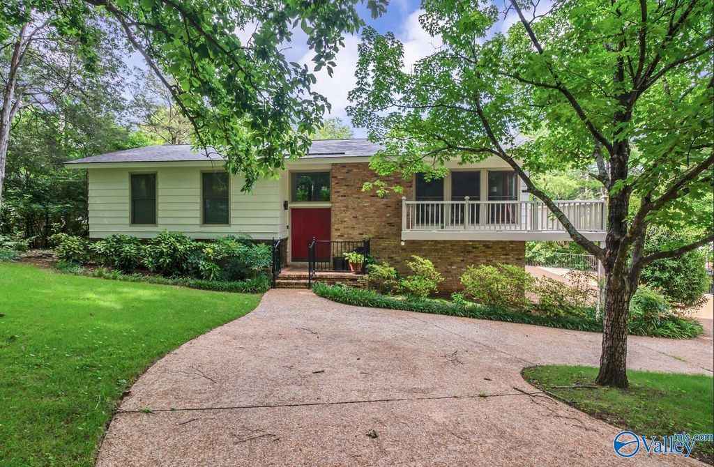 2801 Barcody Road, Huntsville, AL 35801
