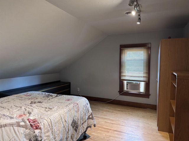 208 E CALUMET STREET, Appleton, WI 54915