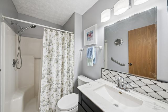 6397 Old Ben Lane, Canal Winchester, OH 43110