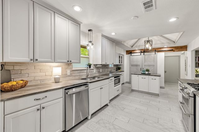 6008 Gentle Knoll Lane, Dallas, TX 75248