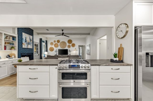 6008 Gentle Knoll Lane, Dallas, TX 75248