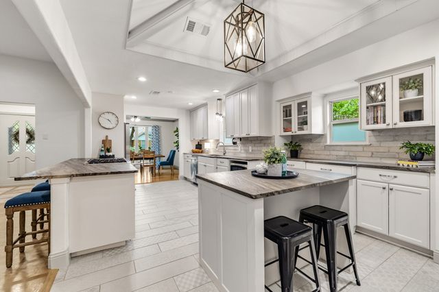 6008 Gentle Knoll Lane, Dallas, TX 75248