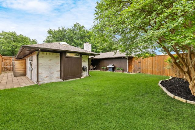 6008 Gentle Knoll Lane, Dallas, TX 75248