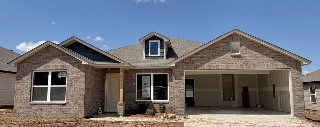 11 E Reliance Court, Mayflower, AR 72106
