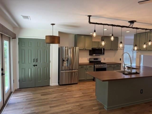 311 Sam Cobb Place, Woodstock, GA 30188