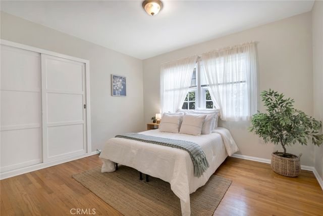 400 University Avenue, Burbank, CA 91504