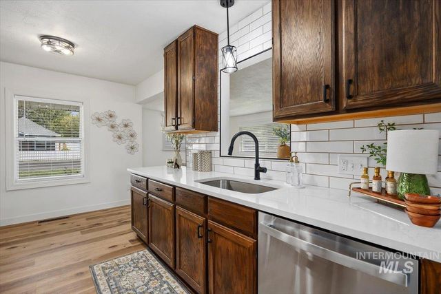 415 Adams Street, Twin Falls, ID 83301
