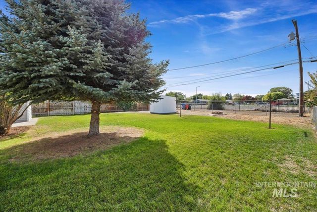 415 Adams Street, Twin Falls, ID 83301