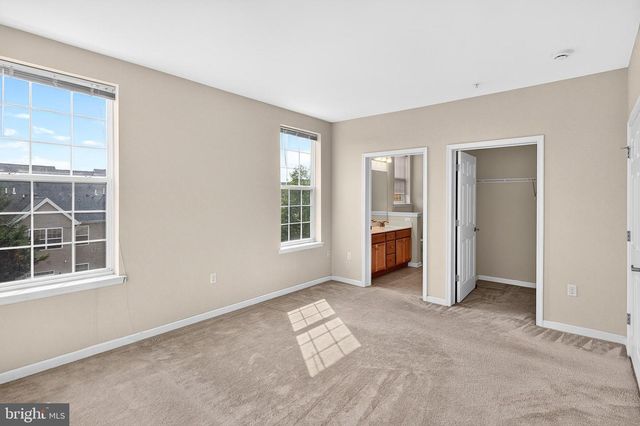 1137 HALIFAX PL, Trenton, NJ 08619