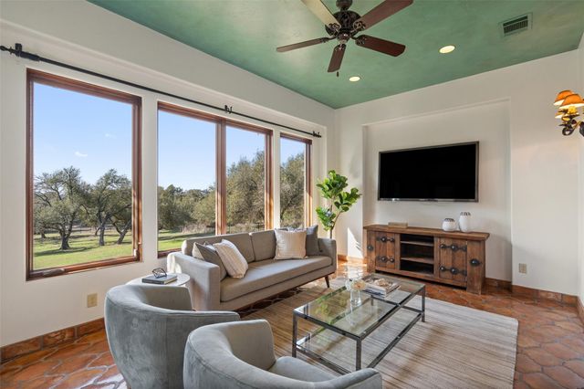 18033 Glenville CV, Austin, TX 78738