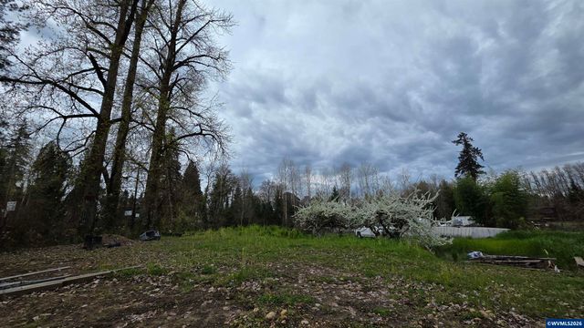 21757 99E Hwy NE, Aurora, OR 97002