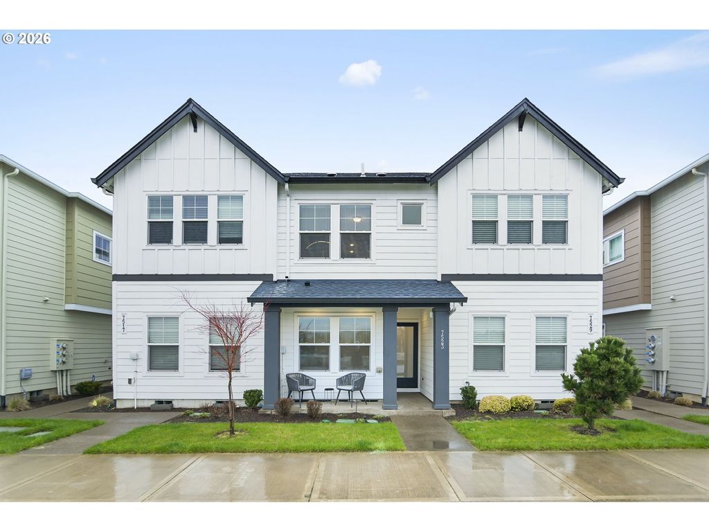 7523 Se KINNAMAN St, Hillsboro, OR 97123