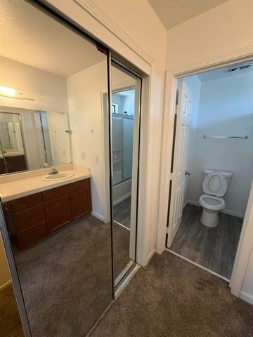 6677 El Capitan Cir, Stockton, CA 95210