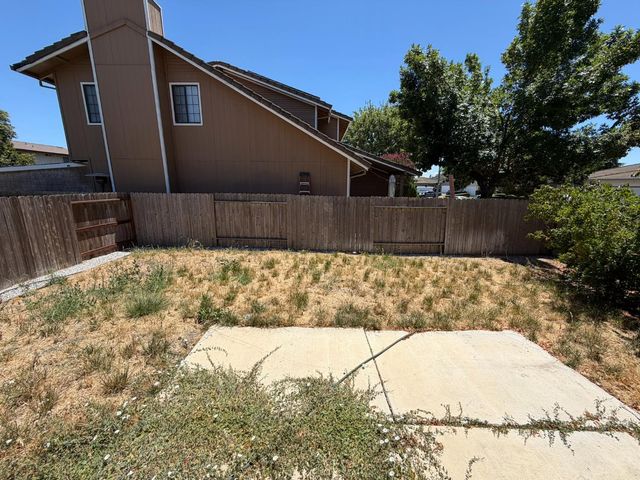 6677 El Capitan Cir, Stockton, CA 95210