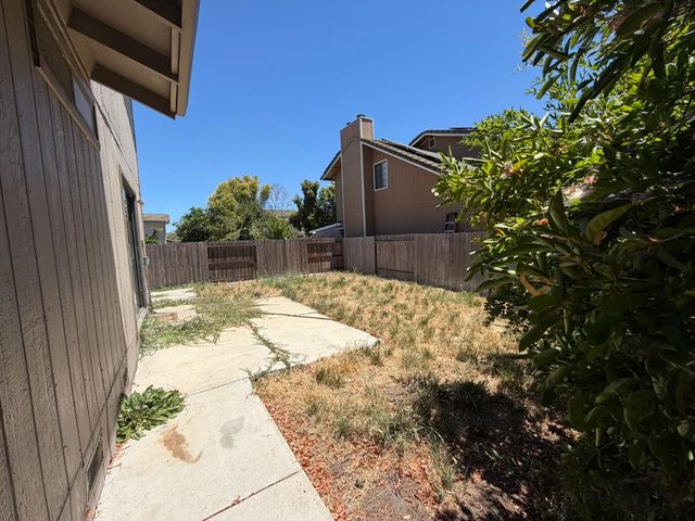 6677 El Capitan Cir, Stockton, CA 95210
