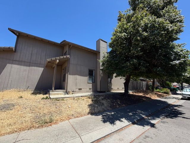 6677 El Capitan Cir, Stockton, CA 95210