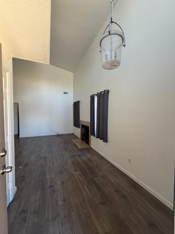 6677 El Capitan Cir, Stockton, CA 95210