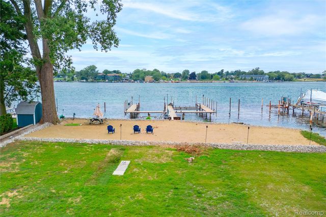 22271 West River Road, Grosse Ile Township, MI 48138