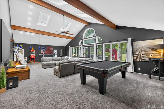 22271 West River Road, Grosse Ile Township, MI 48138