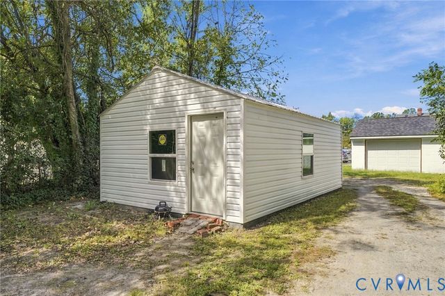 2307 Richmond Ave, Petersburg, VA 23803
