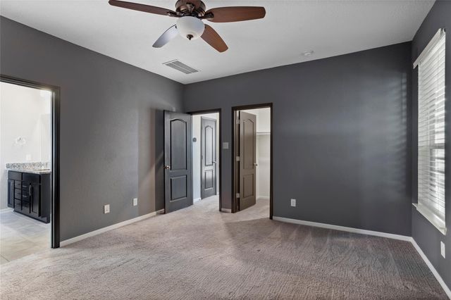 996 Camellia Hills Lane, La Marque, TX 77568