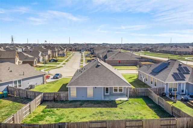 996 Camellia Hills Lane, La Marque, TX 77568