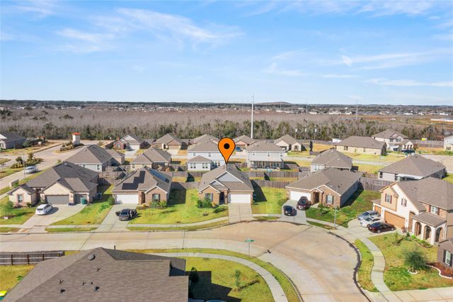 996 Camellia Hills Lane, La Marque, TX 77568