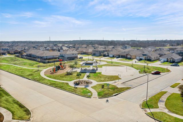 996 Camellia Hills Lane, La Marque, TX 77568