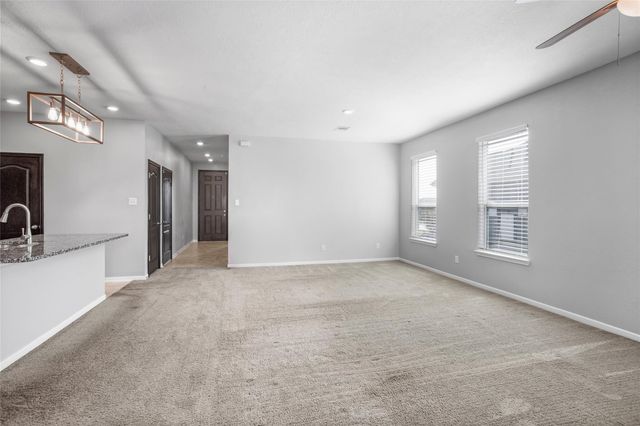 996 Camellia Hills Lane, La Marque, TX 77568