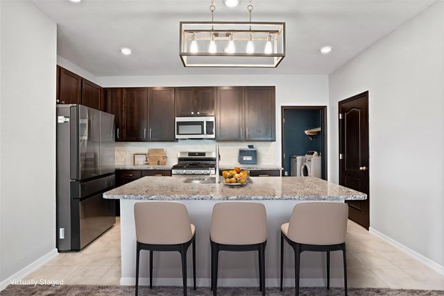 996 Camellia Hills Lane, La Marque, TX 77568