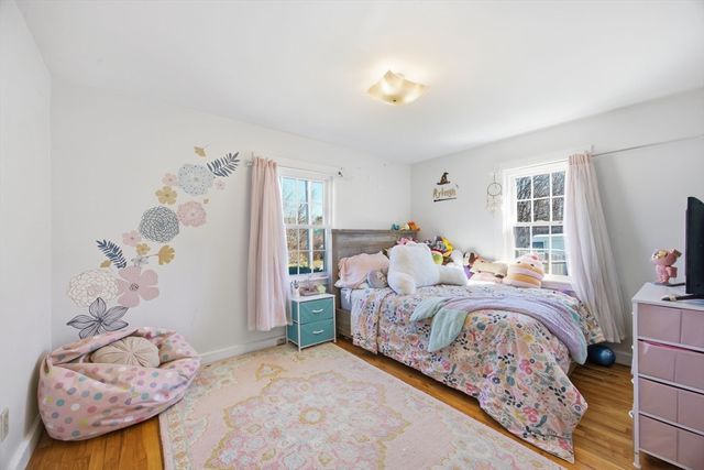 77 Clapp St, Abington, MA 02351