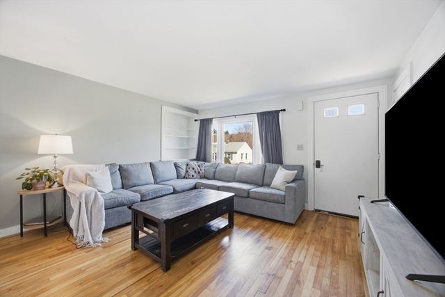 77 Clapp St, Abington, MA 02351