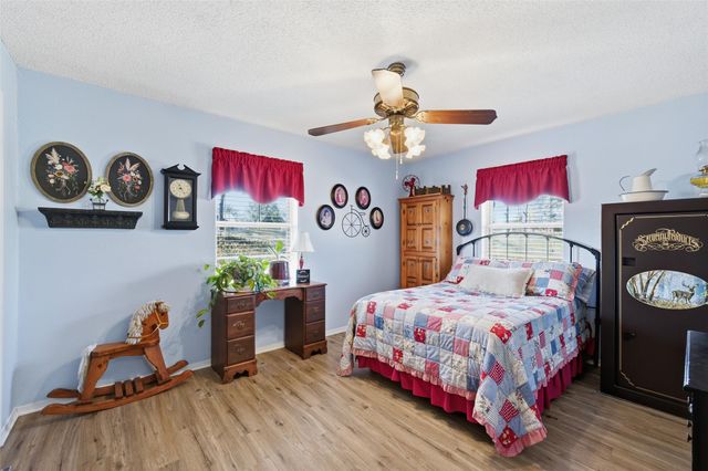 1709 Mclennan Crossing Road, Woodway, TX 76712