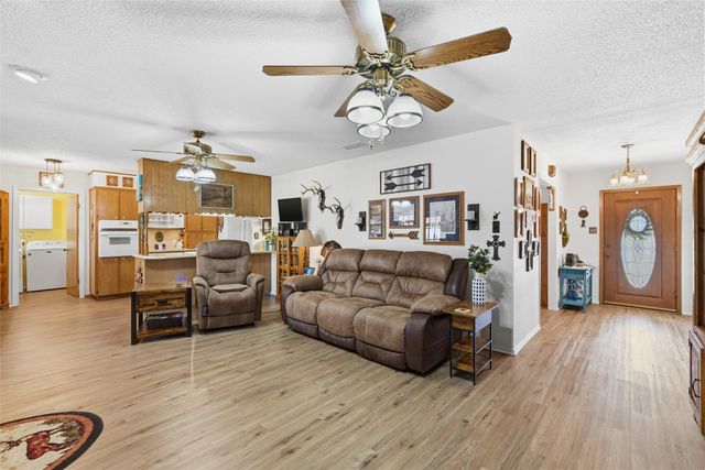 1709 Mclennan Crossing Road, Woodway, TX 76712