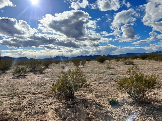 11.97 AC Mormon Flat Road, Golden Valley, AZ 86413