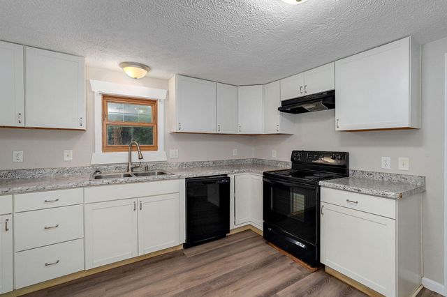 2313 E Atlantic Street, Springfield, MO 65803