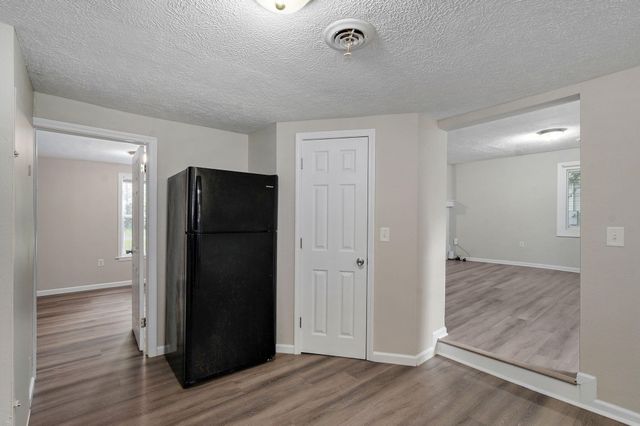 2313 E Atlantic Street, Springfield, MO 65803