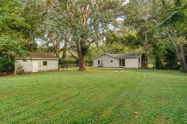 2313 E Atlantic Street, Springfield, MO 65803