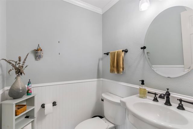 1831 Country Club Cove Drive, Baytown, TX 77521