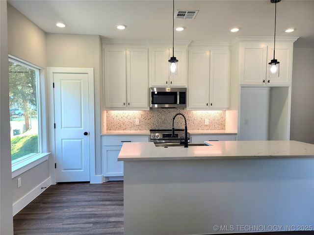 515 NE 5th Avenue, Durant, OK 74701