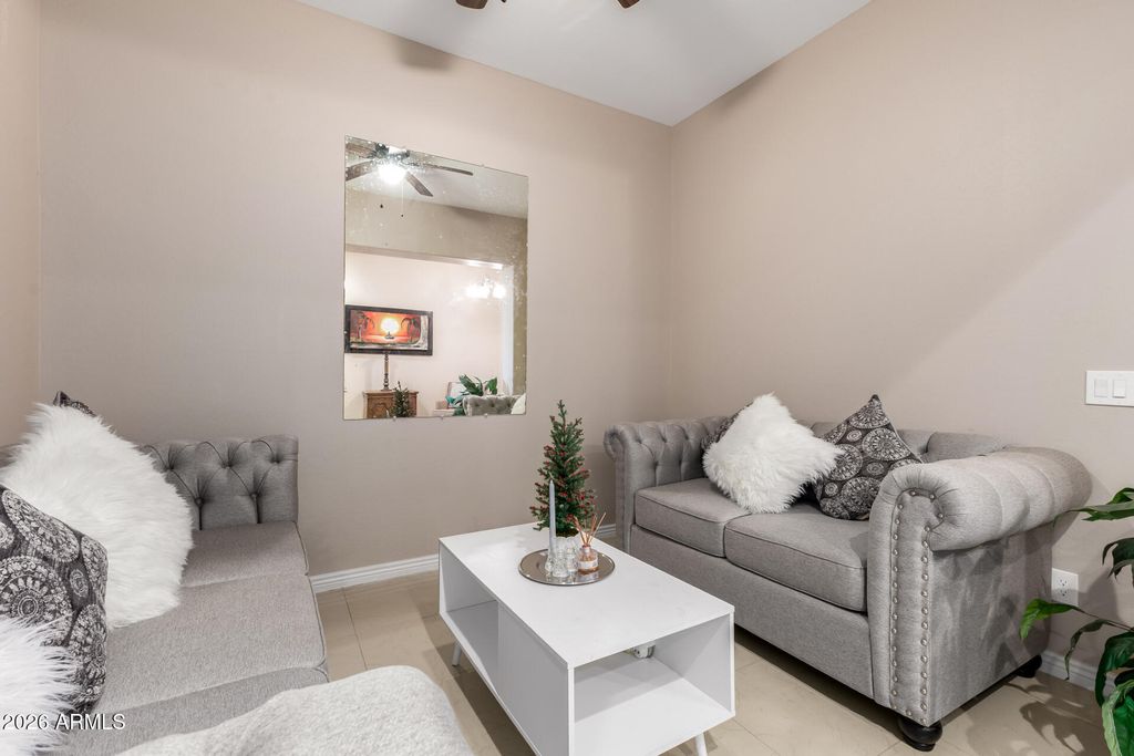 Image 11 of property listing at 36843 W INDIAN SCHOOL Road, Tonopah, AZ 85354