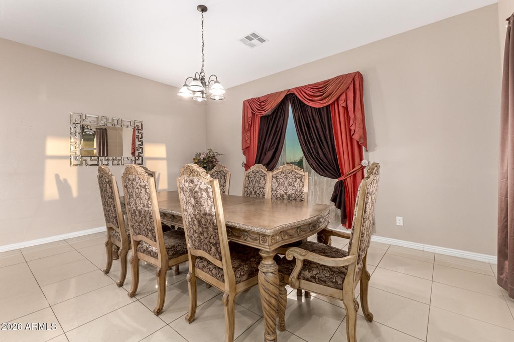 Image 18 of property listing at 36843 W INDIAN SCHOOL Road, Tonopah, AZ 85354