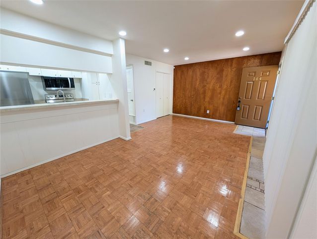 7801 Shoal Creek BLVD 144, Austin, TX 78757