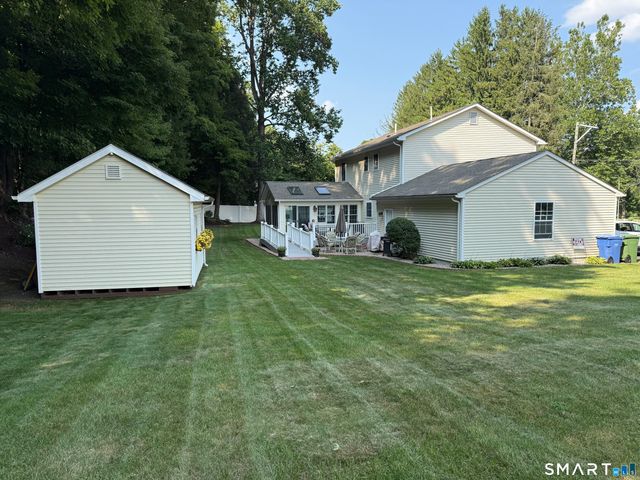 99 Old Farms Road, Avon, CT 06001
