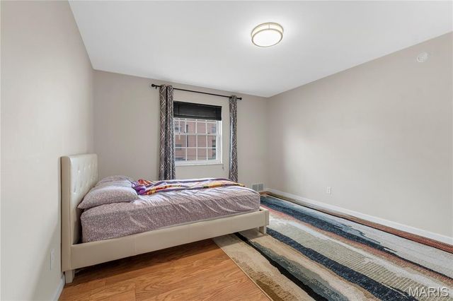 6923 Colonial Woods Drive 16, St Louis, MO 63129